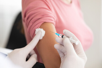 North Dandenong Vaccine Clinic - book online with our trained nursing staff today.